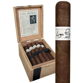 Liga Privada #9 by Drew Estate