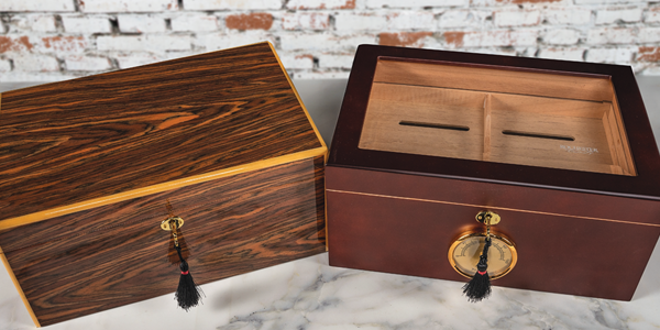 teaserimage-Glass-Top-vs-Solid-Wood-Humidor