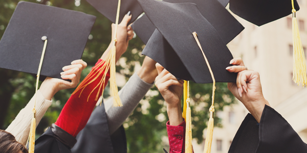 teaserimage-Graduation-Cigars