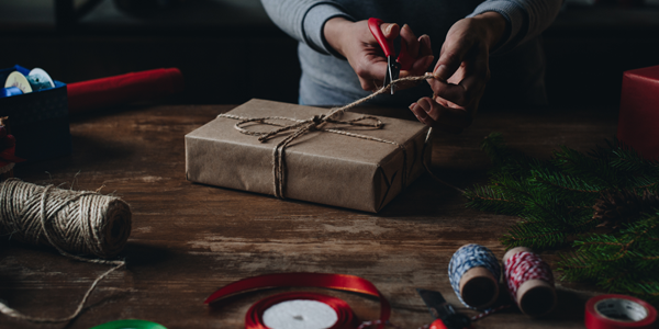 teaserimage-How-to-Wrap-Cigars-as-Gifts