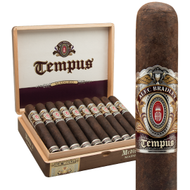 Alec Bradley Tempus Maduro