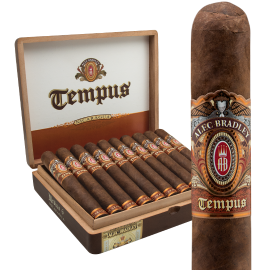 Alec Bradley Tempus Nicaragua